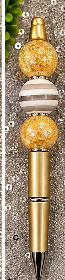 Handmade gold beaded pen design 02